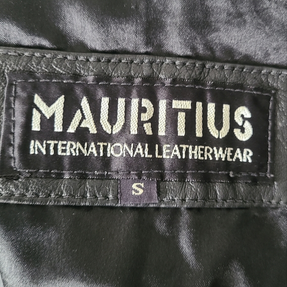 Vintage Fitted Leather Jacket (S) - Picture 6 of 7